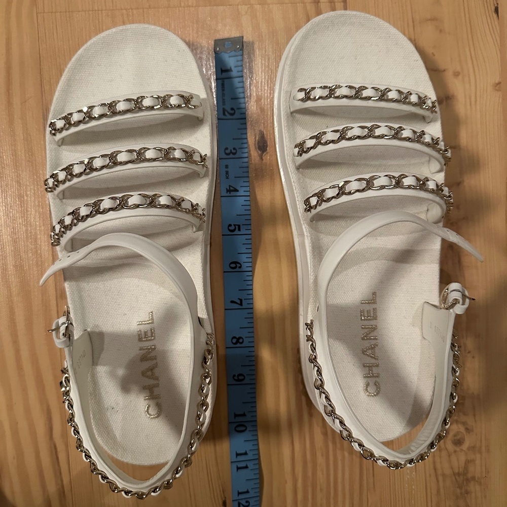 CHANEL CHAIN CALFSKIN SANDALS 39C